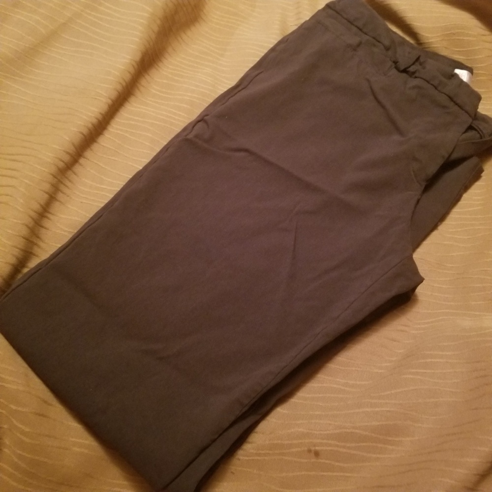 No boundaries slacks size 13